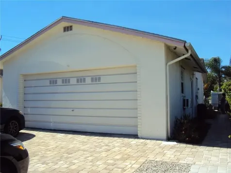10132 Windtree Lane Boca Raton FL 33428