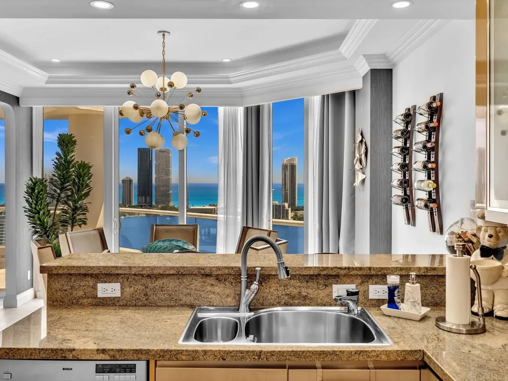 7000 Island Boulevard Aventura FL 33160