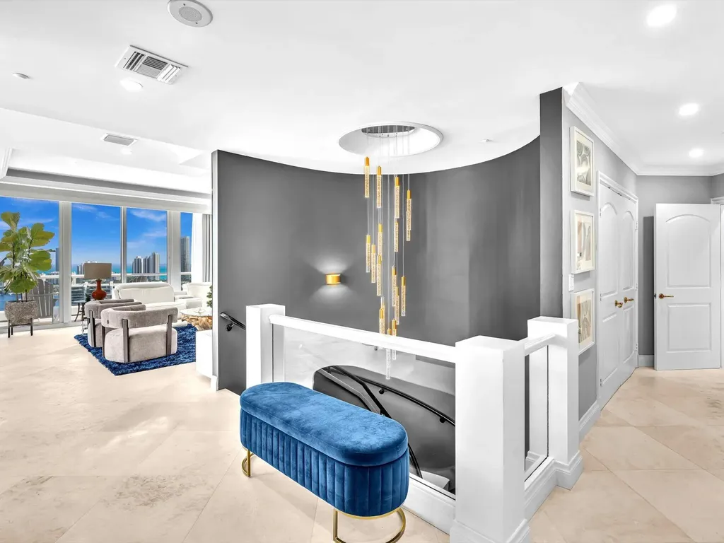 7000 Island Boulevard Aventura FL 33160