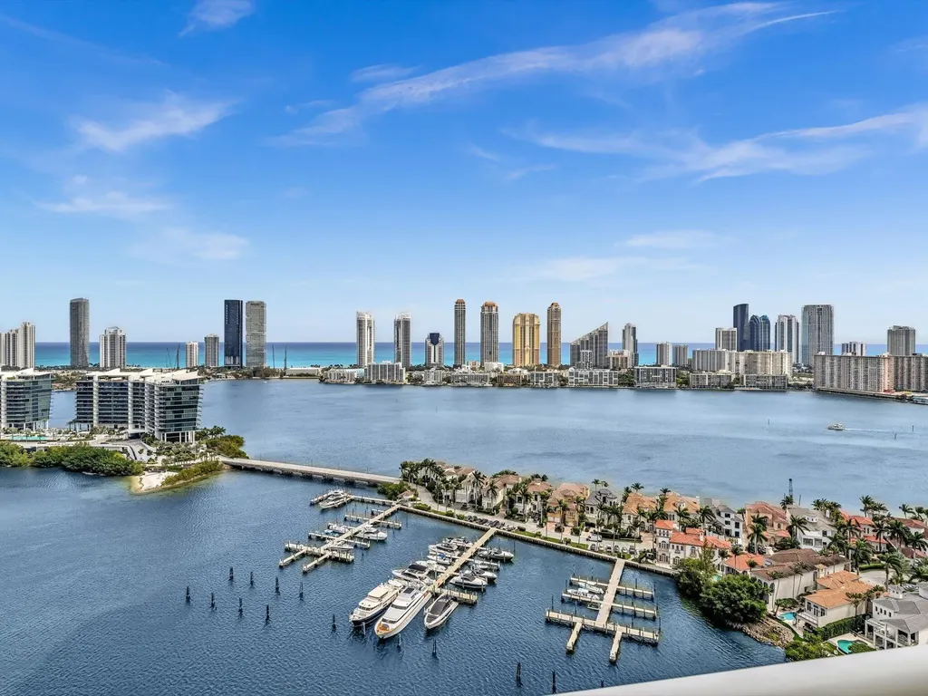 7000 Island Boulevard Aventura FL 33160