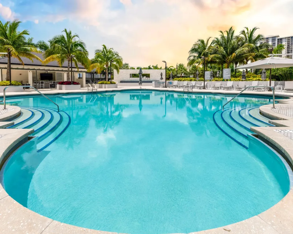 7000 Island Boulevard Aventura FL 33160