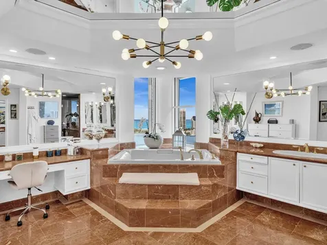 7000 Island Boulevard Aventura FL 33160