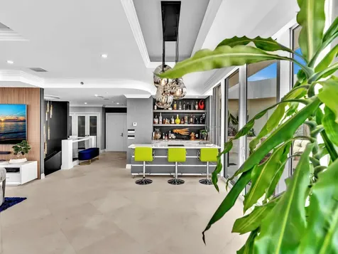 7000 Island Boulevard Aventura FL 33160