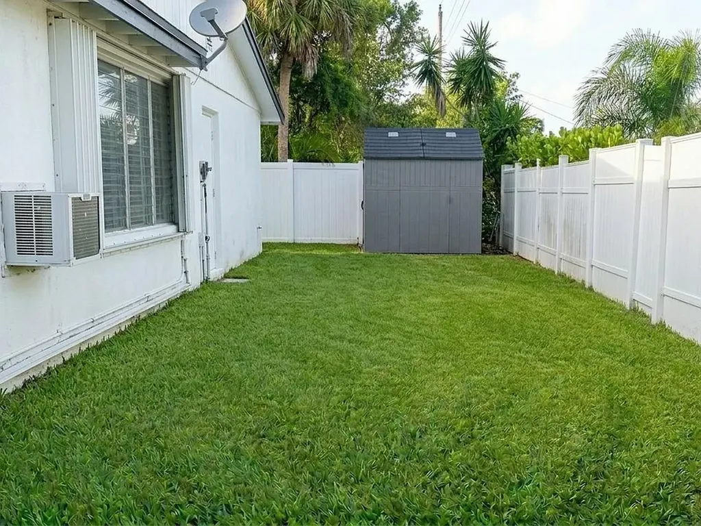 1511 Seabrook Road Jupiter FL 33469