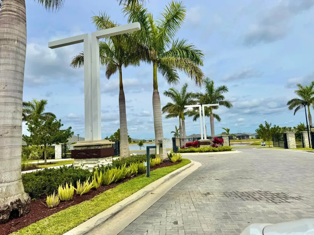 14122 SW Thorens Drive Port St Lucie FL 34987