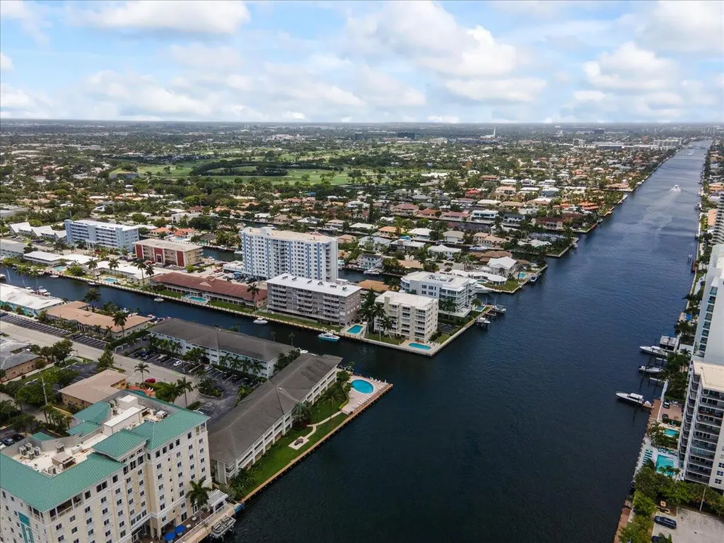 2864 NE 33rd Court Fort Lauderdale FL 33306