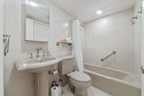 2864 NE 33rd Court Fort Lauderdale FL 33306