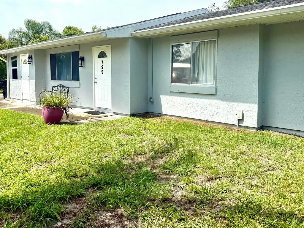 799 NW Jorgensen Road Port St Lucie FL 34983