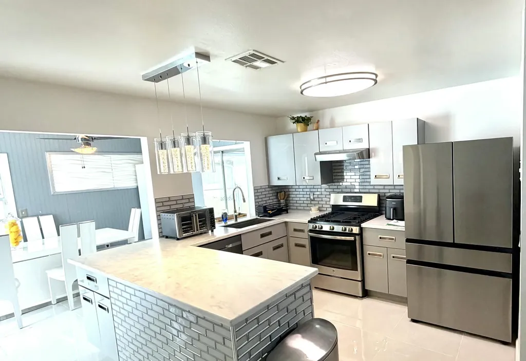 799 NW Jorgensen Road Port St Lucie FL 34983