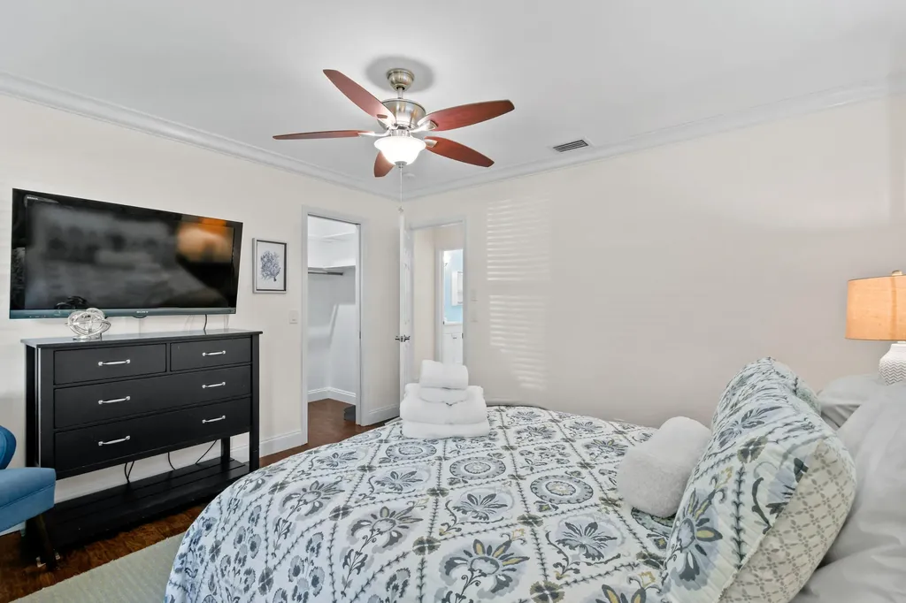 13074 23rd Avenue N Palm Beach Gardens FL 33410