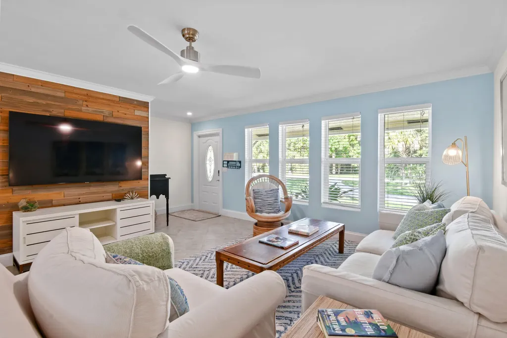 13074 23rd Avenue N Palm Beach Gardens FL 33410