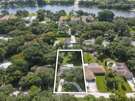 13074 23rd Avenue N Palm Beach Gardens FL 33410