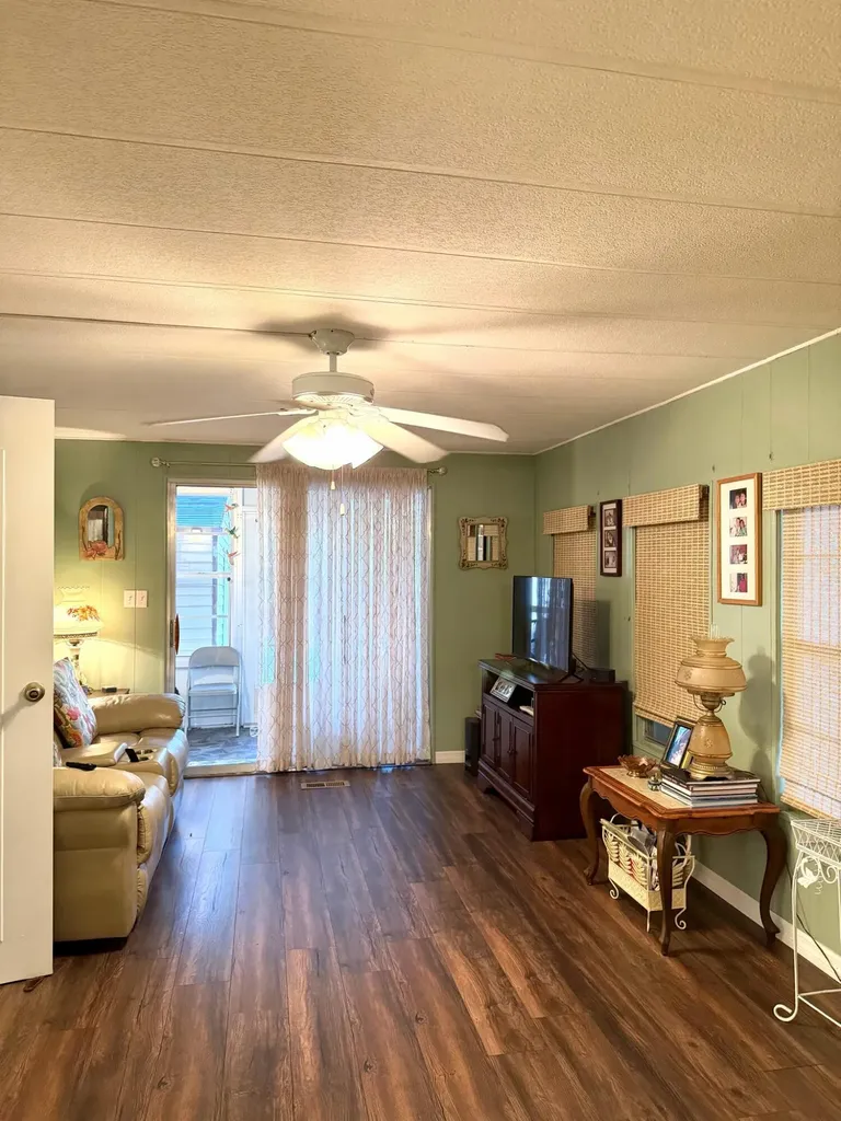 65 W Caribbean Port St Lucie FL 34952