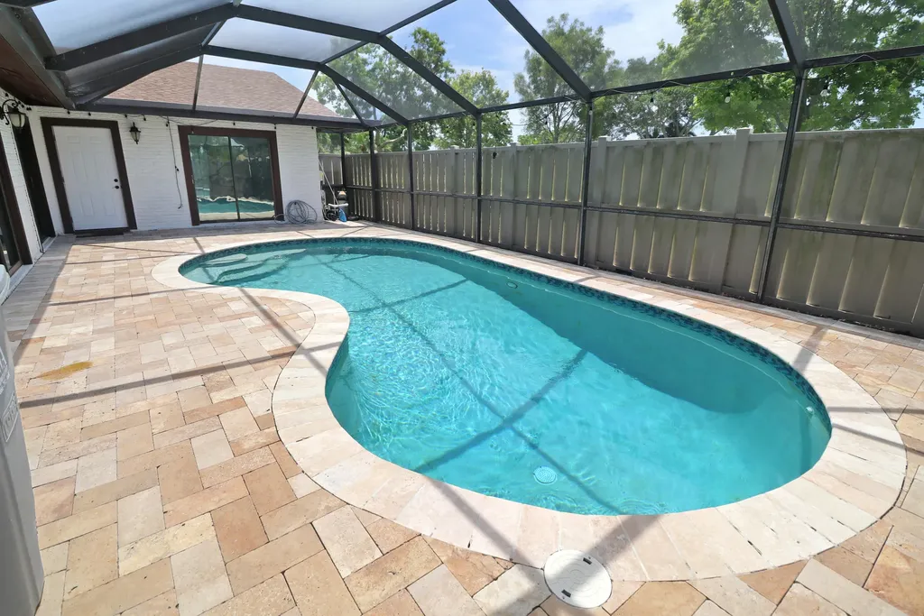 9713 Boca Gardens Parkway Boca Raton FL 33496