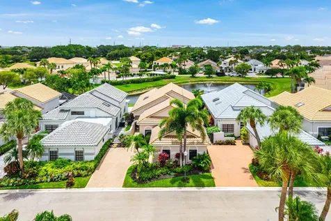 17460 Via Boca Raton FL 33496