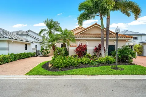 17460 Via Boca Raton FL 33496