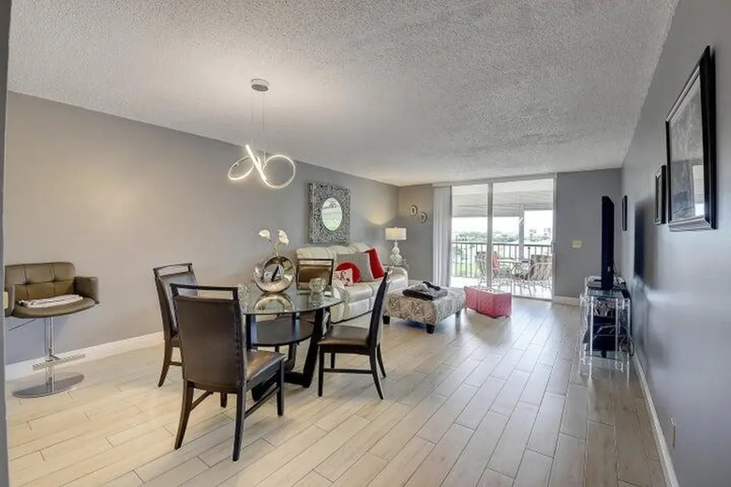 14723 Cumberland Drive Delray Beach FL 33446