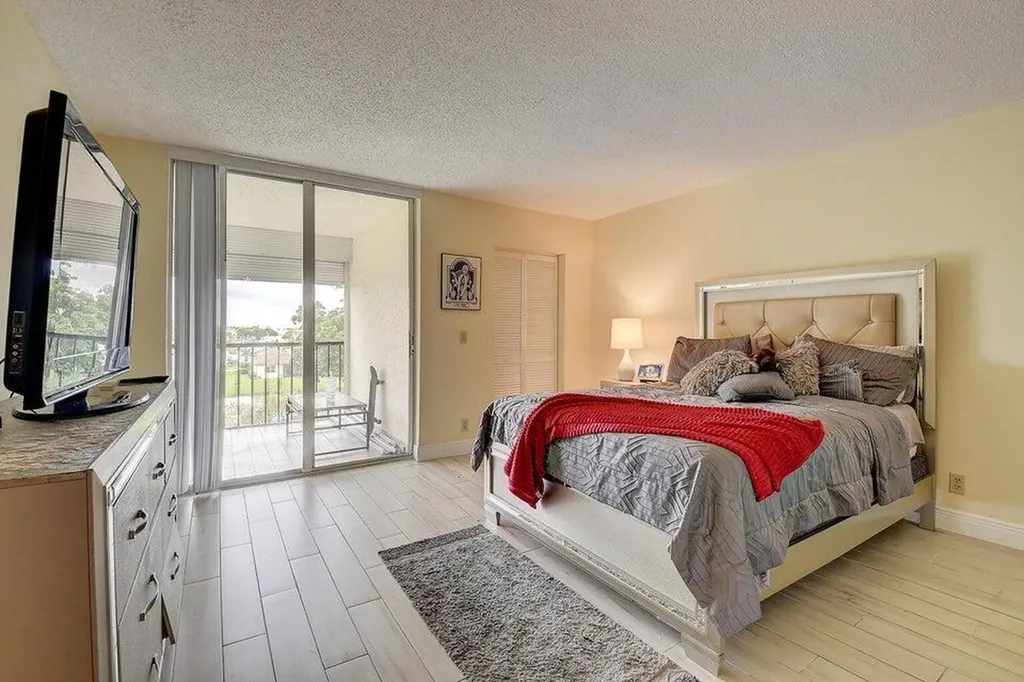 14723 Cumberland Drive Delray Beach FL 33446