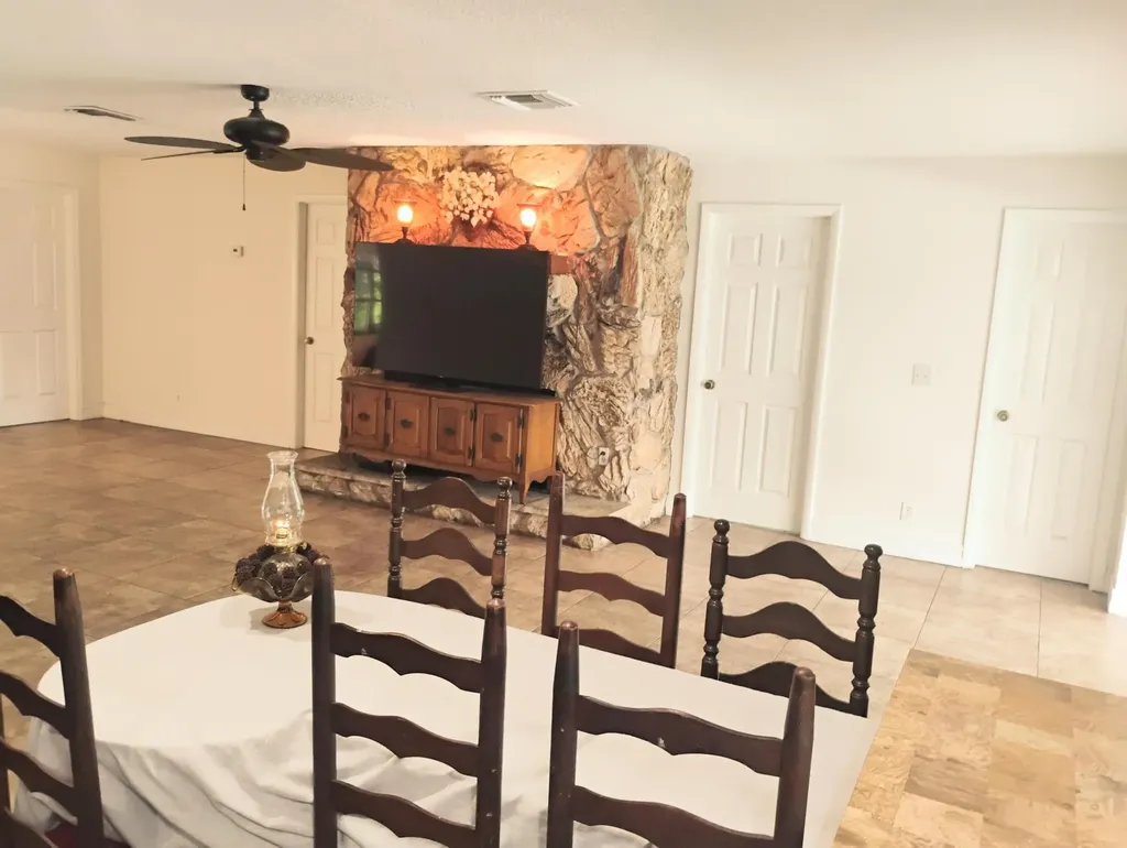 15531 42nd Road N Loxahatchee Groves FL 33470