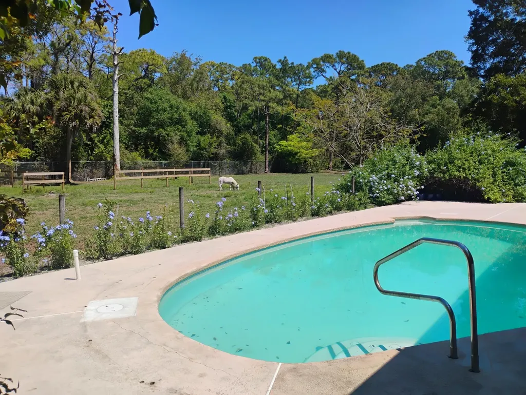 15531 42nd Road N Loxahatchee Groves FL 33470