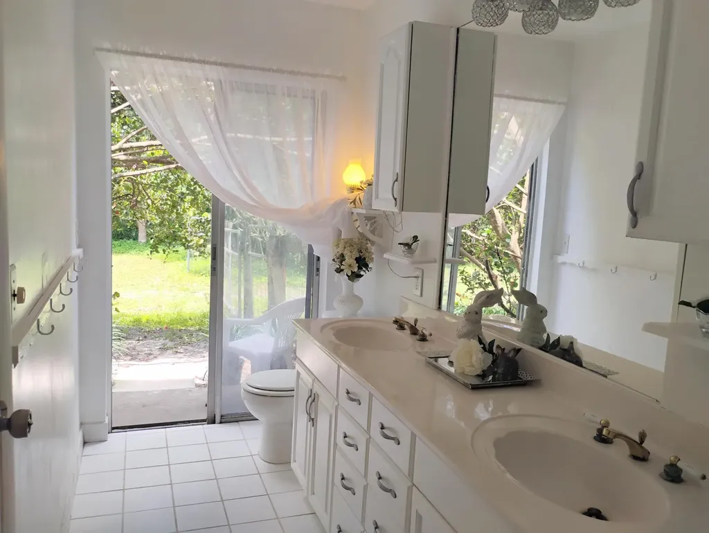 15531 42nd Road N Loxahatchee Groves FL 33470