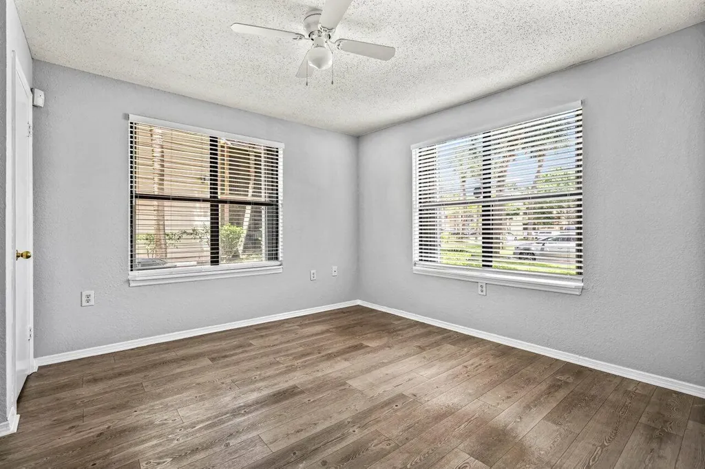 2305 N Congress Avenue Boynton Beach FL 33426