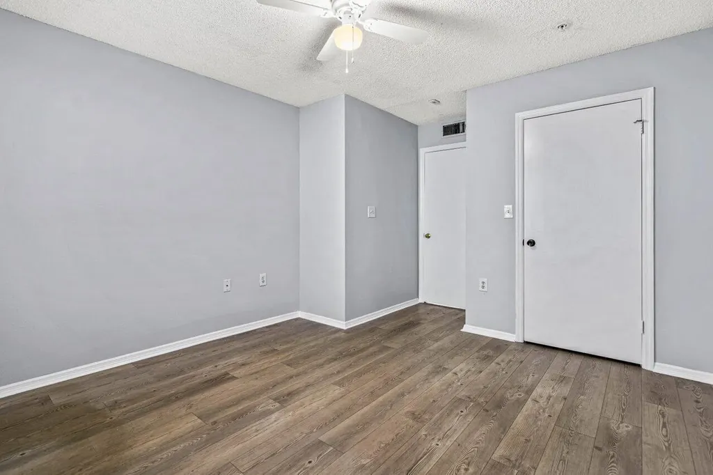 2305 N Congress Avenue Boynton Beach FL 33426