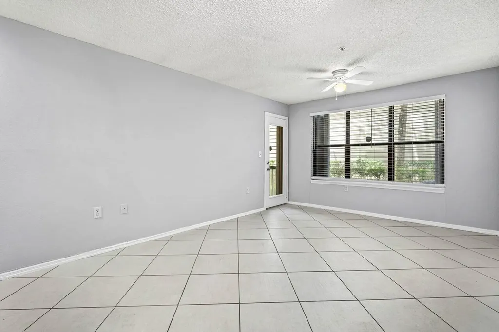 2305 N Congress Avenue Boynton Beach FL 33426