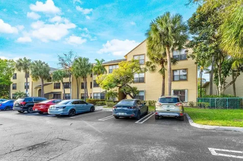 2305 N Congress Avenue Boynton Beach FL 33426