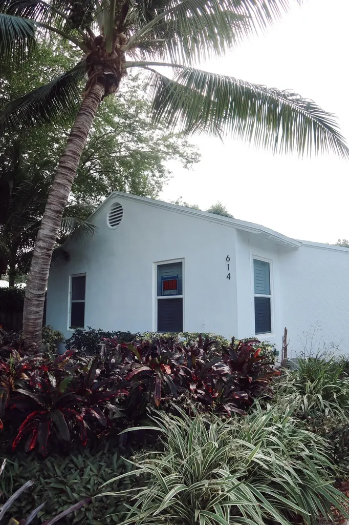 614 Palm Street West Palm Beach FL 33401