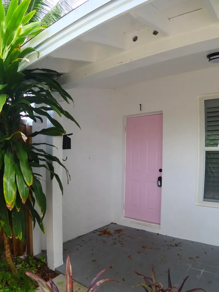 614 Palm Street West Palm Beach FL 33401