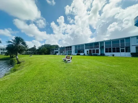 291 Prescott O Deerfield Beach FL 33442