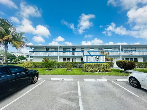 291 Prescott O Deerfield Beach FL 33442