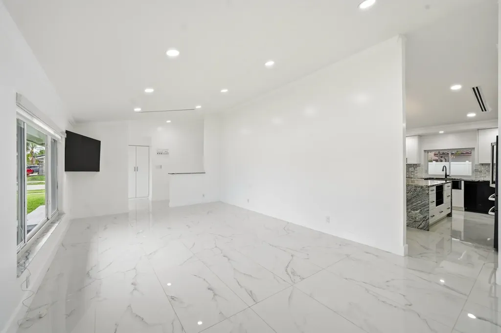 398 NW 22nd Avenue Boca Raton FL 33486