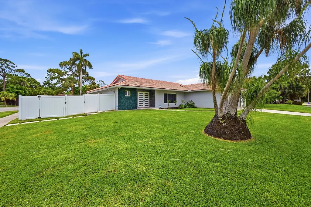 398 NW 22nd Avenue Boca Raton FL 33486