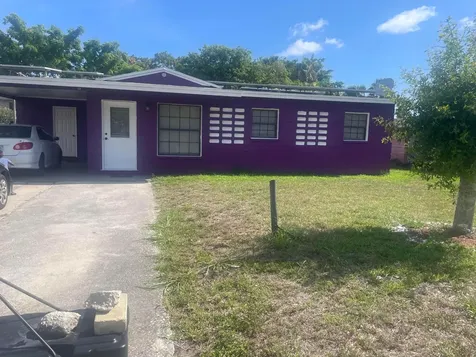 2804 Avenue J Fort Pierce FL 34947
