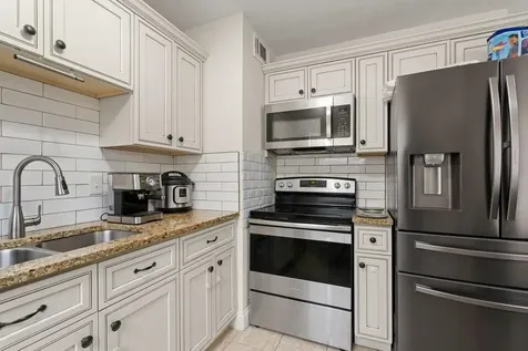 2804 Avenue J Fort Pierce FL 34947