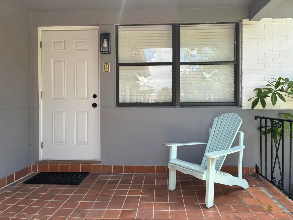 130 S Lakeside Drive Lake Worth Beach FL 33460