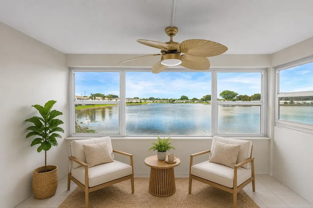 1116 Lake Terrace Boynton Beach FL 33426