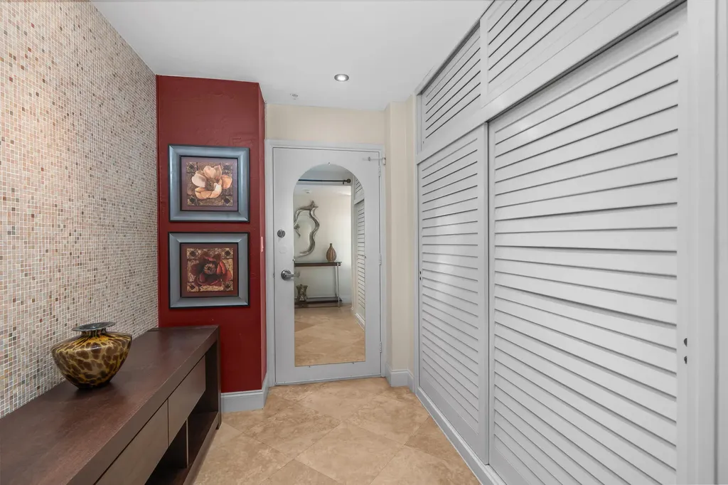 3200 NE 36th Street Fort Lauderdale FL 33308