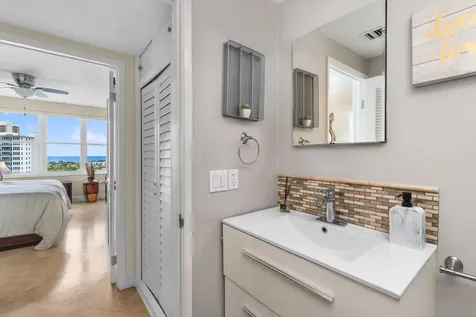 3200 NE 36th Street Fort Lauderdale FL 33308