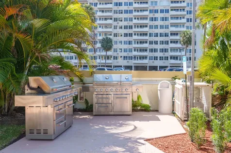 3200 NE 36th Street Fort Lauderdale FL 33308