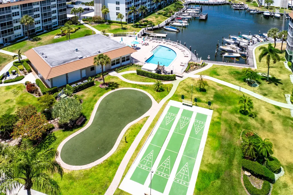 911 Gardenia Drive Delray Beach FL 33483