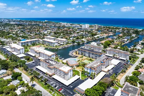 911 Gardenia Drive Delray Beach FL 33483