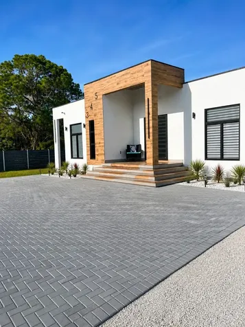 345 N Jinete Street Clewiston FL 33440