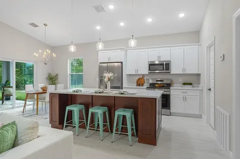 8226 104th Court Vero Beach FL 32967