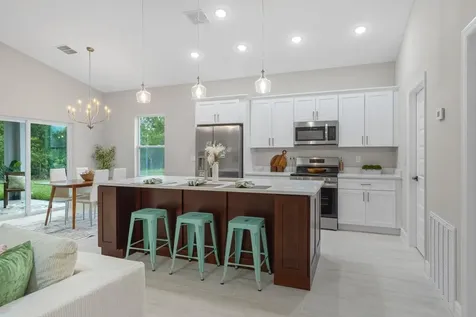 8226 104th Court Vero Beach FL 32967