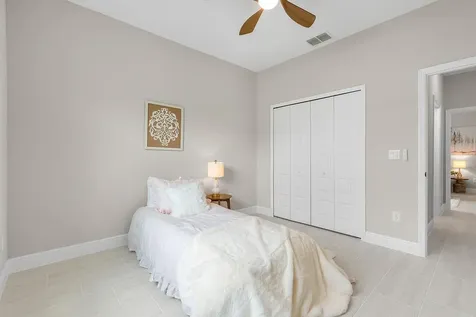 8226 104th Court Vero Beach FL 32967