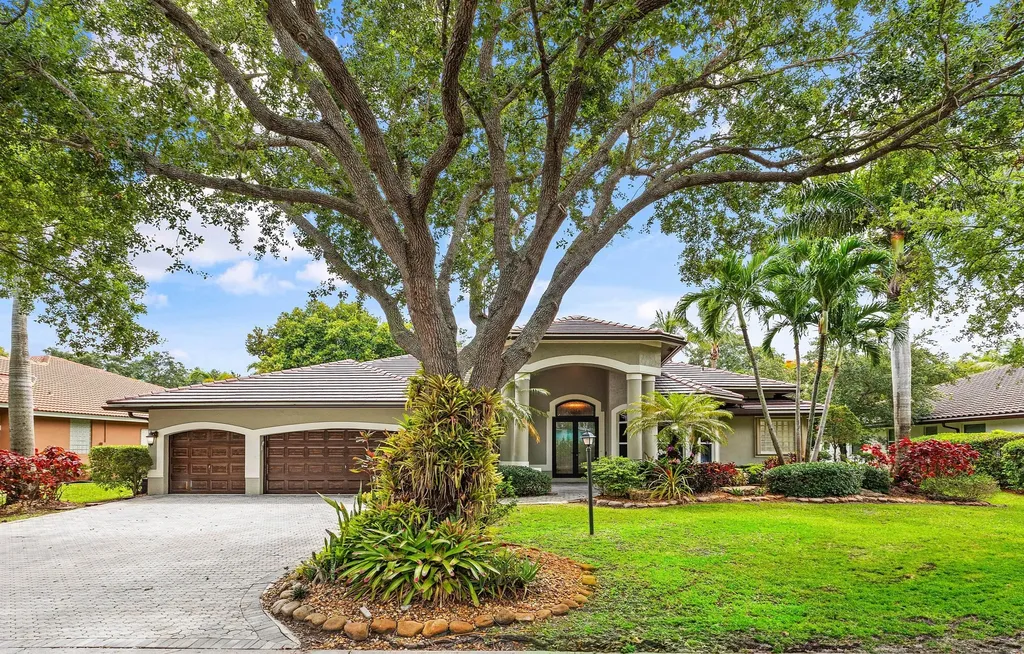 6867 NW 107th Terrace Parkland FL 33076