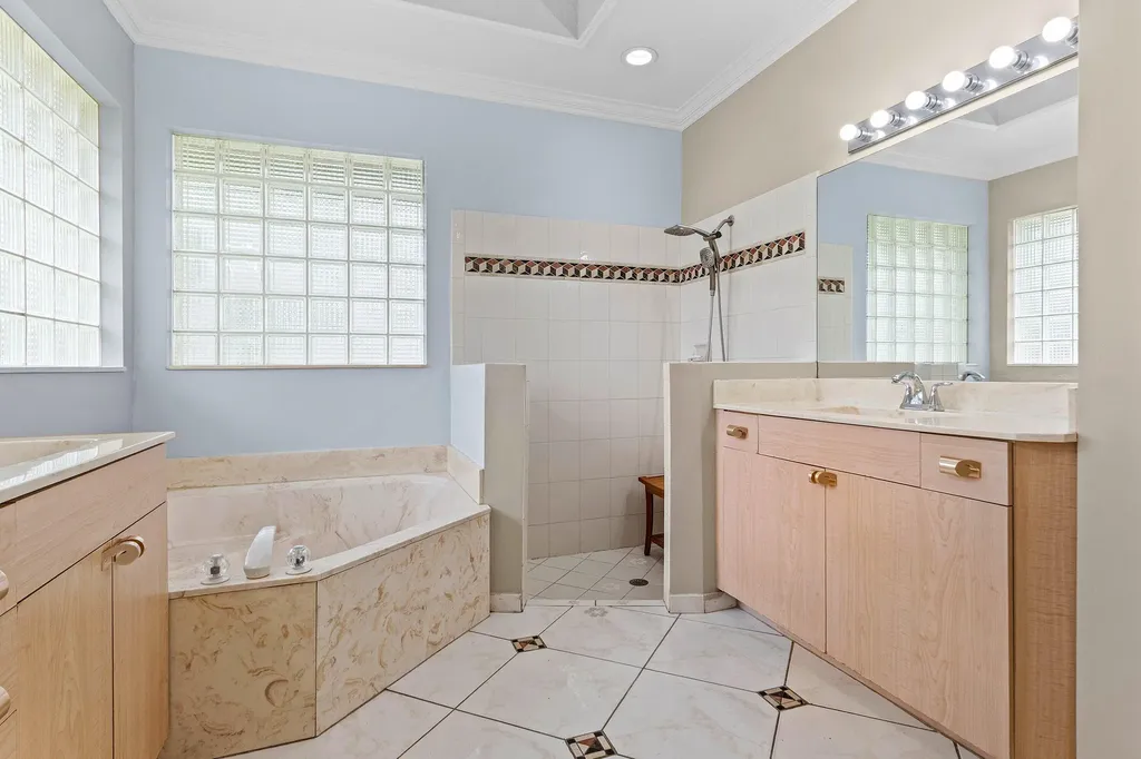 6867 NW 107th Terrace Parkland FL 33076
